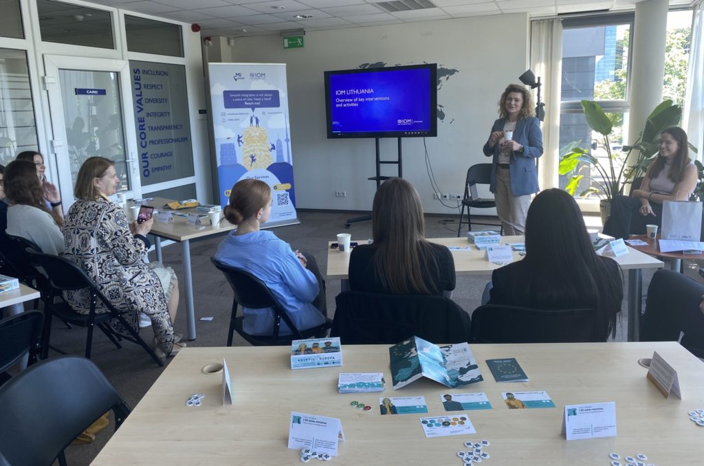 EMN Lithuania hosts a migration workshop for social policy students in Vilnius