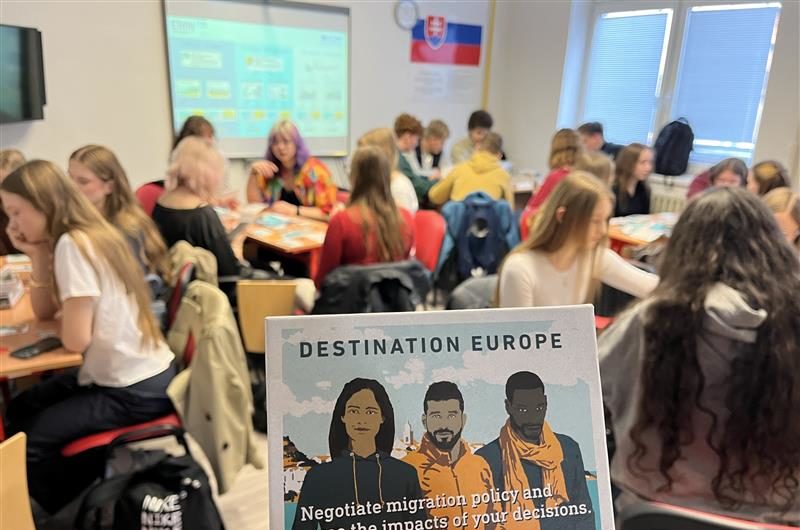 Erasmus students in Levice, Slovakia explore migration decision-making in international groups